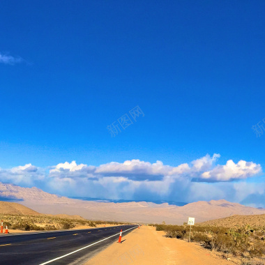 蓝天下沙漠背景背景