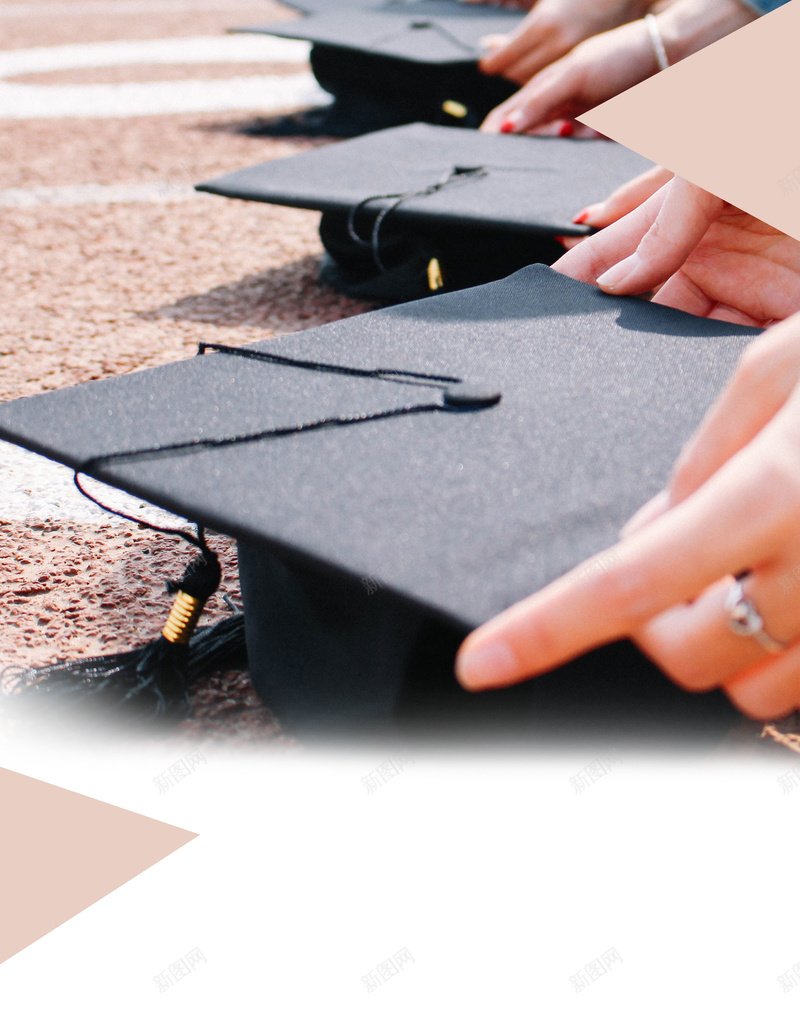 青春无悔高校毕业季海报背景psd设计背景_88icon https://88icon.com 青春无悔 学士帽 毕业季 毕业照 高校 海报 毕业照海报 毕业海报