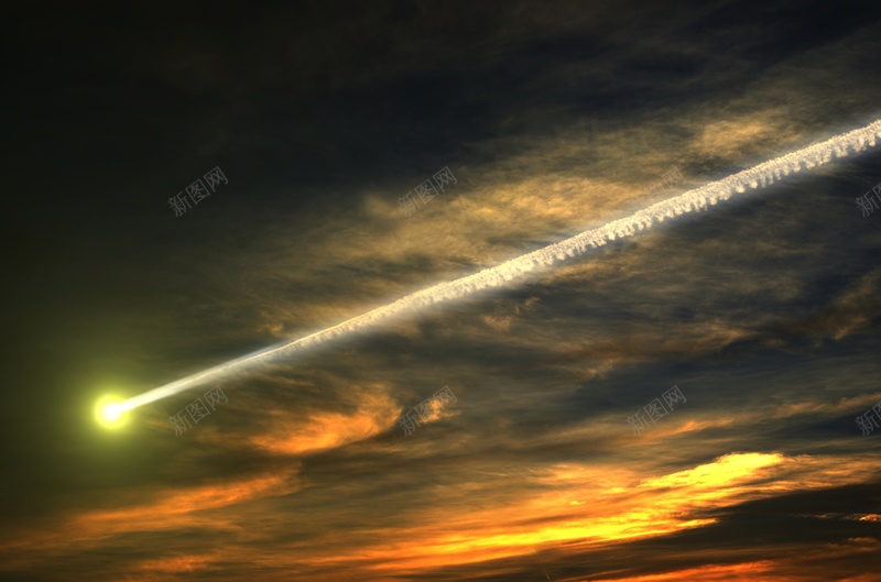天空云彩与划过的陨石jpg设计背景_88icon https://88icon.com 天空 云彩 陨石 流星 科技 PPT 科幻 商务