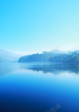 湖面天湖背景