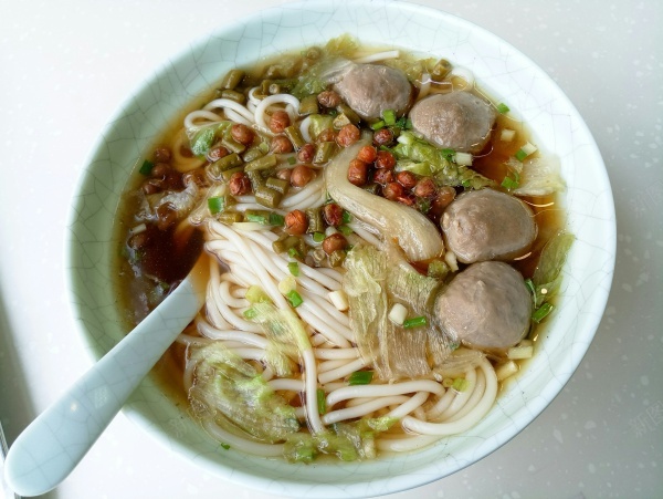 桂林米粉jpg_88icon https://88icon.com 桂林米粉 牛丸粉 美食