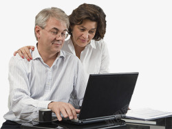 看电脑的老夫妇两个人看电脑高清图片