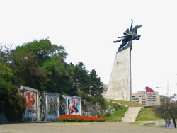 朝鲜千里马铜像素材