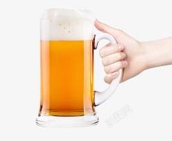 酒精饮品酒桶扎啤杯高清图片