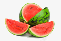 水果摊切开的红西瓜高清图片