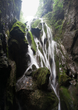 三峡三峡奇潭高清图片