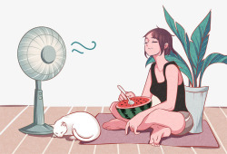 吹风扇夏季吹风扇吃西瓜的女孩高清图片