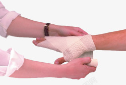 治疗包扎正在包扎的受伤的手高清图片