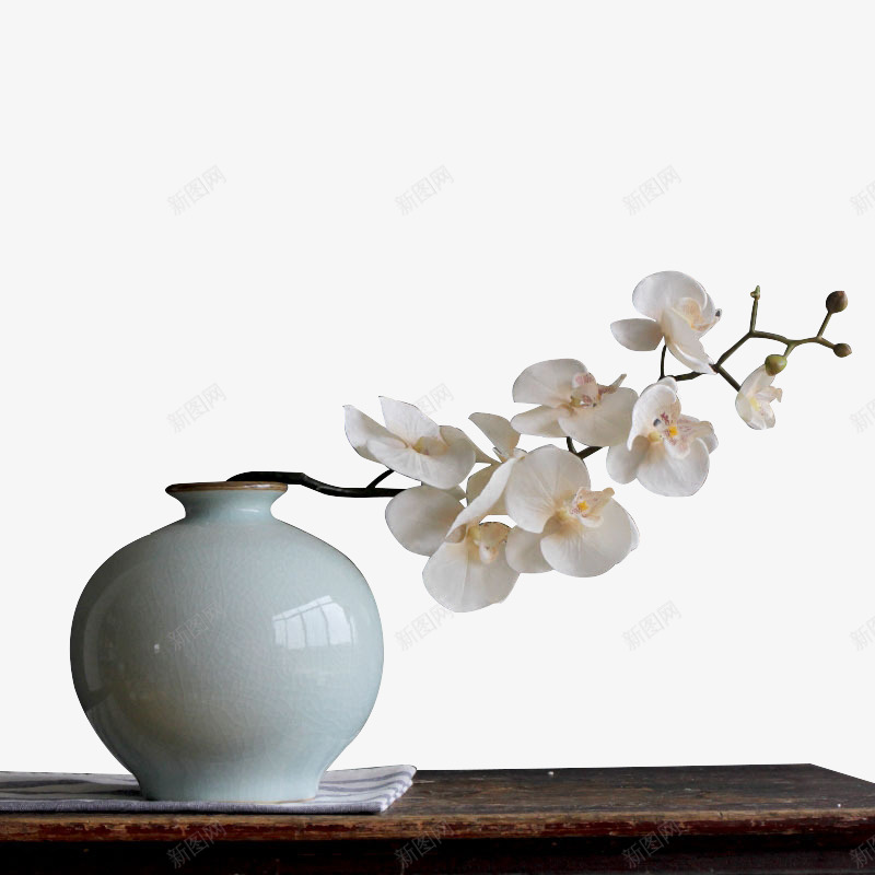 景德镇中国风瓷瓶png免抠素材_88icon https://88icon.com 中国风元素 优雅摆件 瓷瓶 白色蝴蝶兰 花瓶 蝴蝶兰 陶瓷