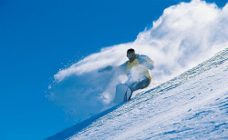 运动员滑雪清新的滑雪体育运动员高清图片