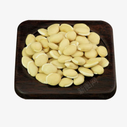 养生食材盘子里的白扁豆高清图片