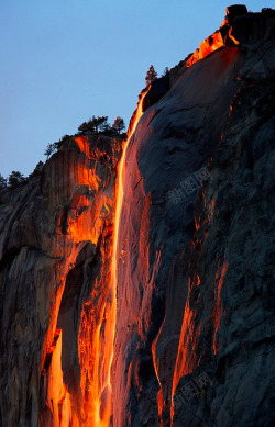 美国公园火瀑布奇景如火山岩浆素材