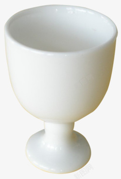 白色简单陶瓷酒杯素材