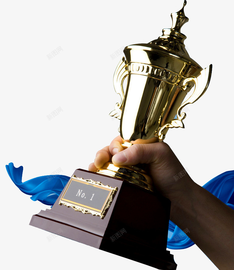 第一名奖杯png免抠素材_88icon https://88icon.com 奖杯 手举奖杯 手拿奖杯 水晶奖杯 第一名 荣誉奖杯 蓝色丝带