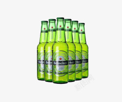 绿色透明瓶子三角形摆放高清图片