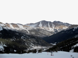 雪山下的滑雪场素材