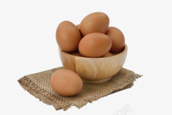 木质碗里的鸡蛋素材