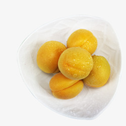 黄杏杏子白盘子毛杏子素材