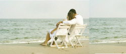 海滩上的情侣七夕情人节海报背景素材