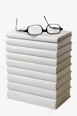 白色书籍白色厚实放着眼镜的堆起来的书实高清图片