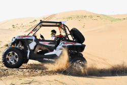 沙漠越野沙漠赛车高清图片
