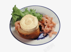 瓷盘中的奶酪瓷盘中的虾球奶酪高清图片