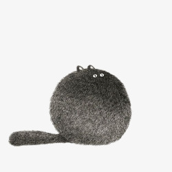 一直球形的黑色猫素材