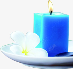 蓝色蜡烛火光卡通效果素材