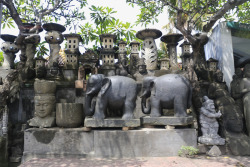 巴厘岛象窟雕塑素材