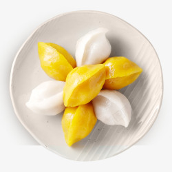 盘子中的黄白色饺子素材