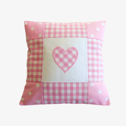 粉色爱心格子抱枕素材