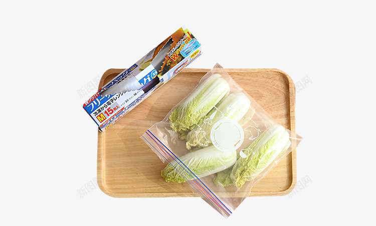 菜板上的保鲜袋png免抠素材_88icon https://88icon.com 保鲜袋 健康保险 厨房菜板 蔬菜食物