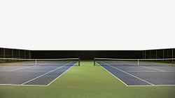 绿色的羽毛球羽毛球场高清图片