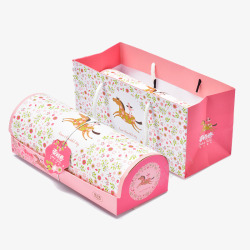 粉色生日蛋糕盒素材