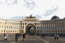 彼得圣彼得堡宫殿广场景观高清图片