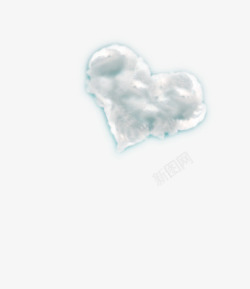 爱心形状的白色云朵素材