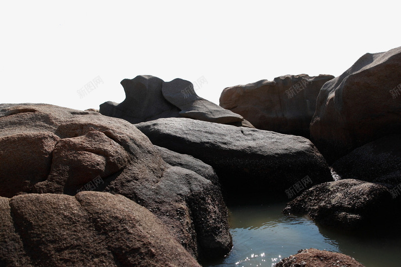 有石头的海边png免抠素材_88icon https://88icon.com 堆石块 岩石 摄影 有岩石的海边 沙岩石 沙滩 海 海边 海边岩石 海边石头 白云 石头 自然景观 自然风景 蓝天