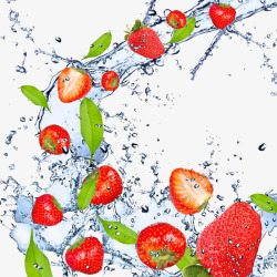 喷溅的水和草莓素材