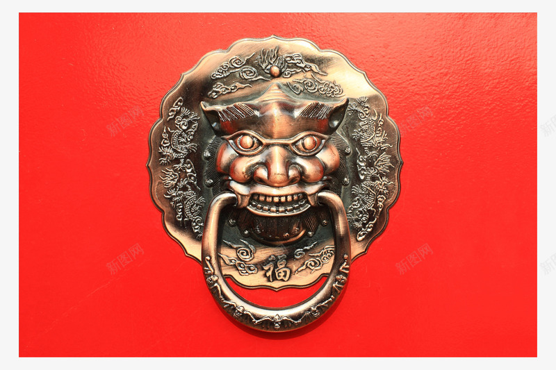 中国特色金铜色浮雕狮子头png免抠素材_88icon https://88icon.com 中国风 传统 古代红门 古代门 复古门 木质 浮雕狮子头 金铜色