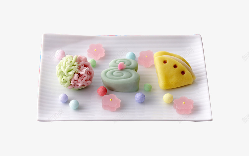 盘子里的彩色糕点png免抠素材_88icon https://88icon.com 产品实物 彩色糕点 彩色面团 甜品 糕点 糖果