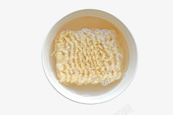 塑料碗里的清汤方便面实物素材