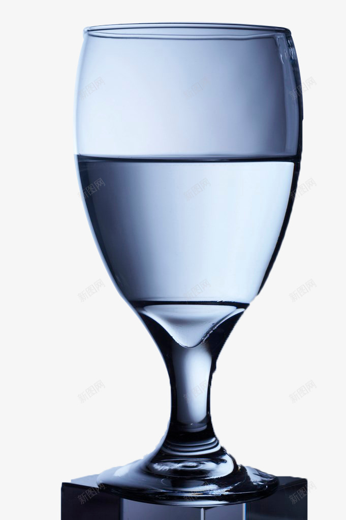 高脚杯水杯png免抠素材_88icon https://88icon.com 水杯 玻璃 白开水 透明 饮用水 高脚杯
