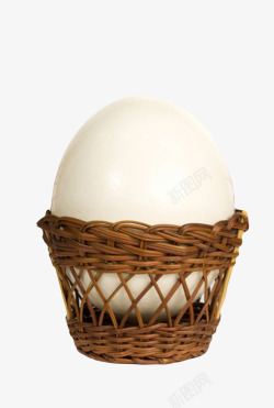 镂空篮子纯白色禽蛋镂空篮子里的食用彩蛋高清图片