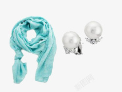 浅蓝色围巾和珍珠耳环素材