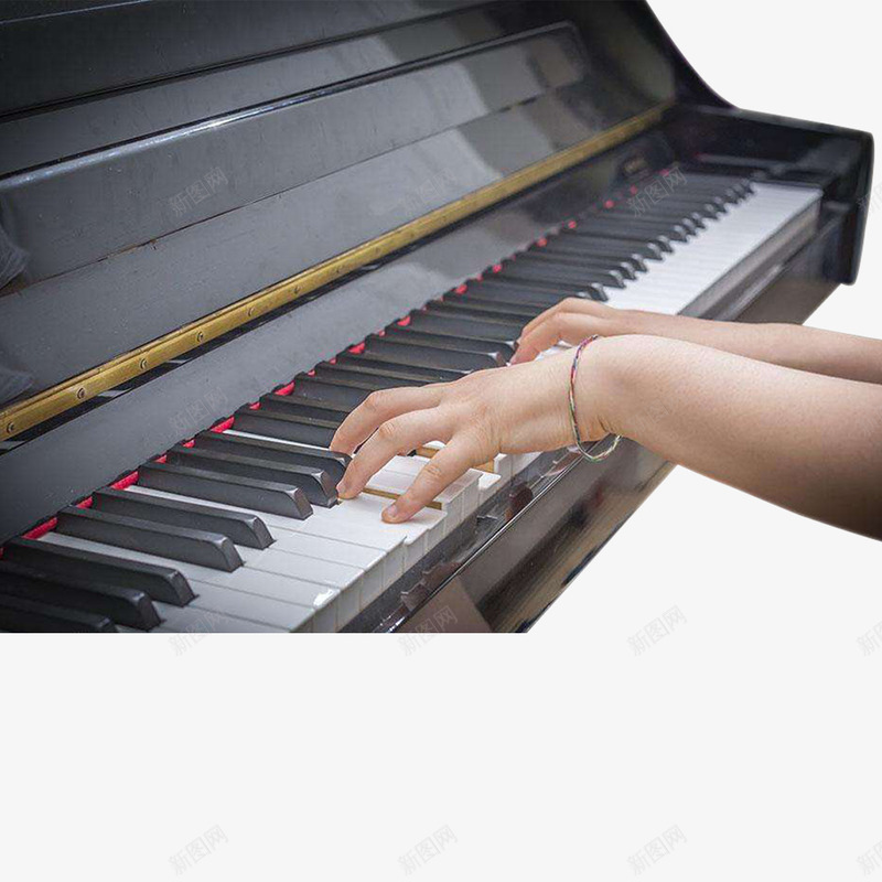 优雅美女弹钢琴的双手特写png免抠素材_88icon https://88icon.com 优雅 双手 唯美 弹钢琴 弹钢琴的手 手指 特写 琴键 美女